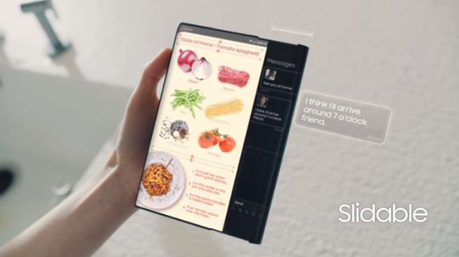 Smartphone layar lipat Samsung. [YouTube/Samsung Display]