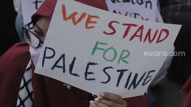Terkumpul Rp.911 Juta, Sekolah di Depok Serahkan Bantuan Untuk Palestina