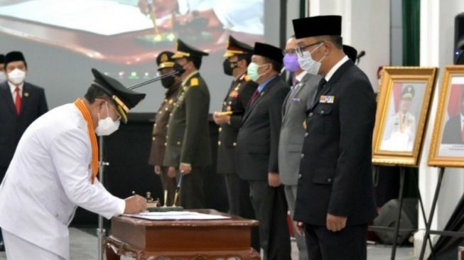 Tegas! Kang Emil Titip Hal Ini agar Bupati Cianjur Baru Tak Tersandung Masalah Hukum