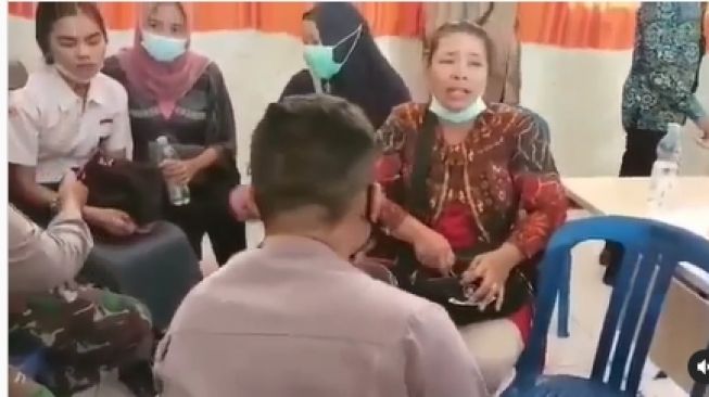 Anak Hina 'Palestina Babi, Mari Kita Bantai', Ibu Terisak Meminta Maaf