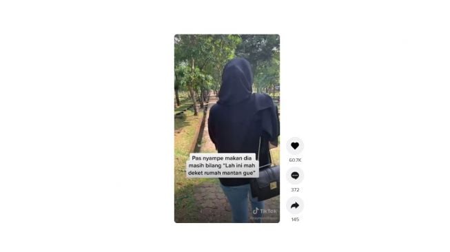 Syok berziarah ke makam mantan. [TikTok]