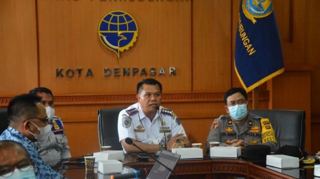 Pemudik Kembali ke Denpasar Bali Harus Bawa Surat Bebas COVID-19