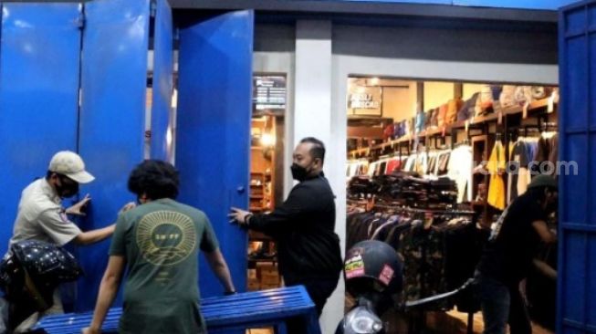 Pemkot Makassar Perpanjang Aturan Jam Malam Dua Minggu