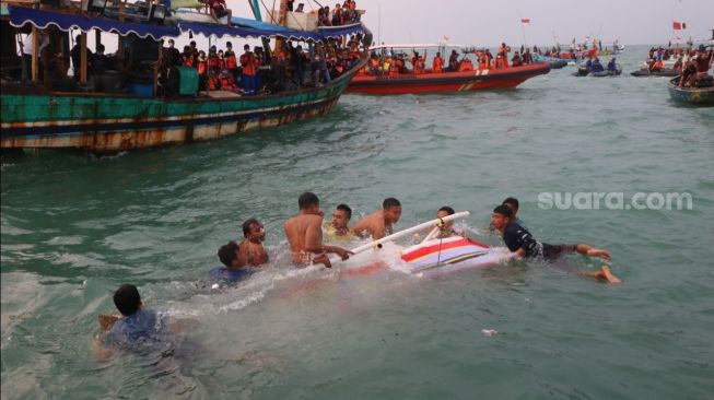 Pekan Syawalan di Jepara, Larungan Kepala Kerbau, Biar Selamet Tahun Depan