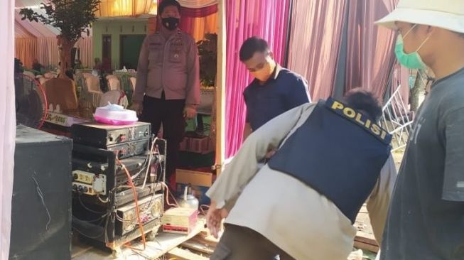 Polisi Bubarkan Organ Tunggal Resepsi Pernikahan di Tanggamus