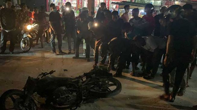 Kisruh Asmara Berakhir Aksi Pembakaran Motor, 2 Gadis ABG Ditangkap