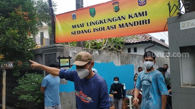 104 Warga Positif Covid, Melihat dari Dekat Lockdown Mikro di RT 3 Cipayung