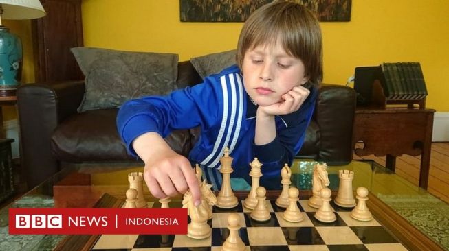 Kisah Bocah Kalahkan Grandmaster Catur: Begitu Selesai, Aku Lompat-lompat