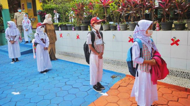 Resmi! Sekolah Tatap Muka di Jakarta Dihentikan, Kasus COVID-19 Lagi Buruk