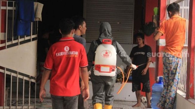 Cegah Covid-19, Blok Hunian di Rutan Makassar Disemprot Disinfektan