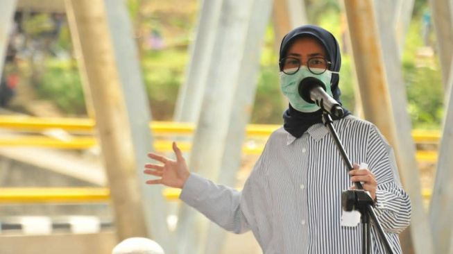 Bupati Lebak Iti Octavia Jayabaya meresmikan Jembatan Cikidang, Lebak [Protokol Lebak]