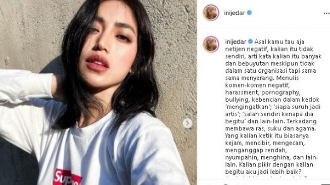 Jessica Iskandar semprot warganet.(Instagram/@inijedar)