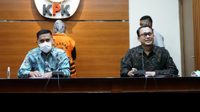 Sempat Alasan Sakit, Eks Dirkeu Asuransi Jasindo Resmi Ditahan KPK