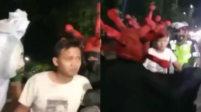 Disambut Corona dan Pocong, Reaksi Pemotor Tak Bermasker Saat Kena Razia Bikin Perut Kaku