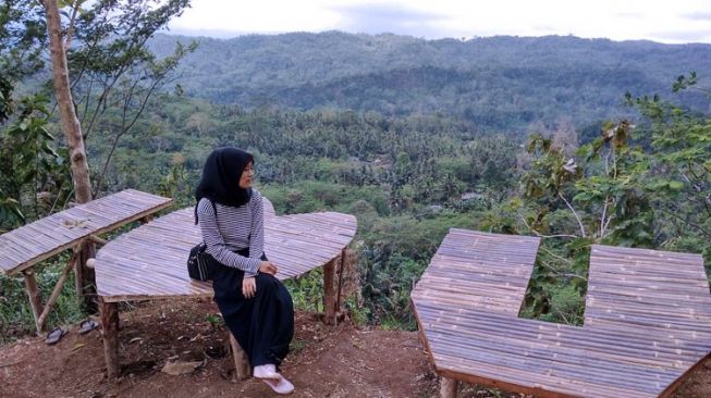 Kampung Kuta di Ciamis, Simpan Kekayaan Kerajaan Galuh dan Legenda Tangkuba
