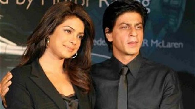 Shahrukh Khan dan Priyanka Chopra.