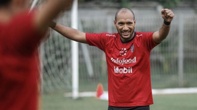 Bali United senior defender Leonard Tupamahu (HO/Baliutd.com) 