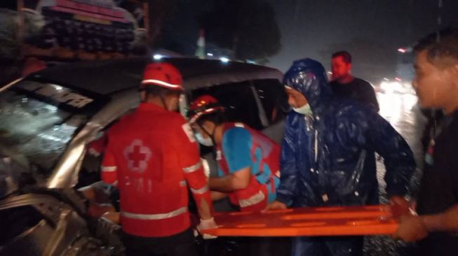 Kisah Tragis Kecelakaan Mobil Adu Banteng di Sragen, Nyawa 1 Balita Melayang