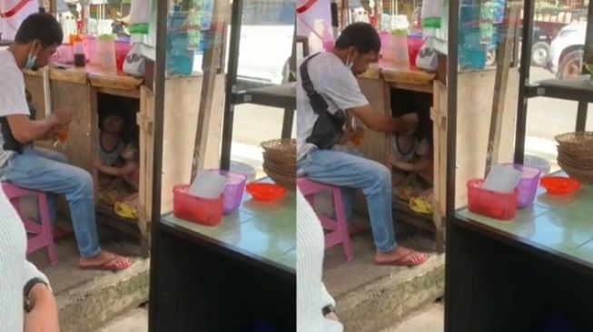 Viral Momen Menggores Hati Bapak PKL Suapi Kedua Anaknya di dalam Gerobak