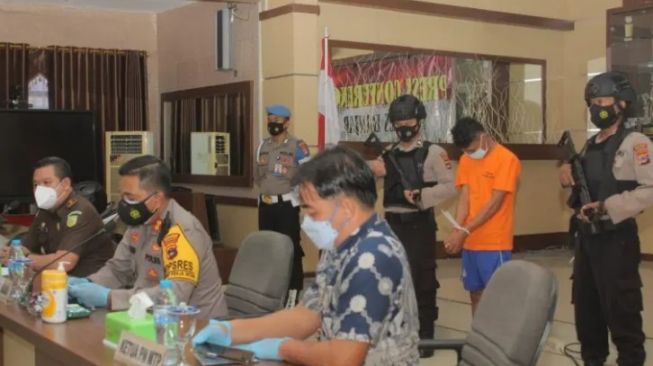 Pemuda habisi nyawa pacarnya di Terminal Gambut. (dok.Kanalkalimantan.com)