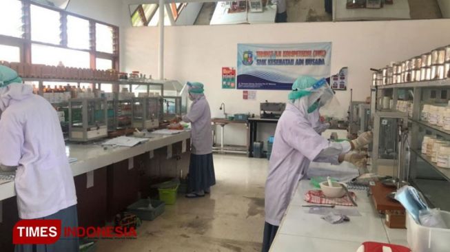 Laboratorium Lengkap dan Representatif, SMK Kesehatan Adi Husada Malang 