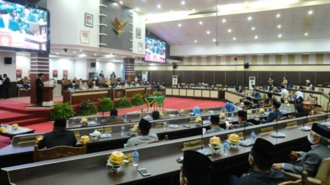 DPRD Sulawesi Selatan Kembali Bersurat ke Kemendagri, Tanyakan Jadwal Pelantikan Andi Sudirman Sebagai Gubernur Sulsel