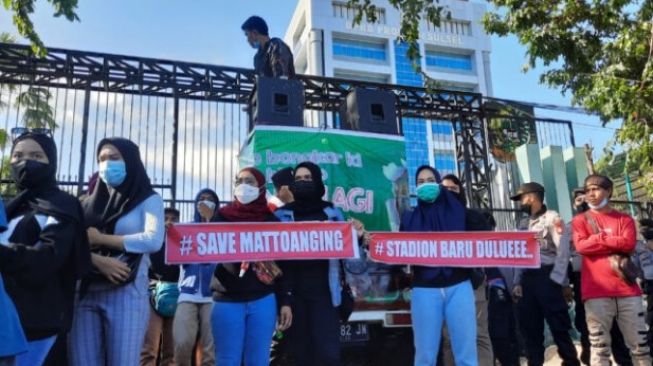 Suporter PSM Makassar Demo, Desak Pembangunan Stadion Mattoanging