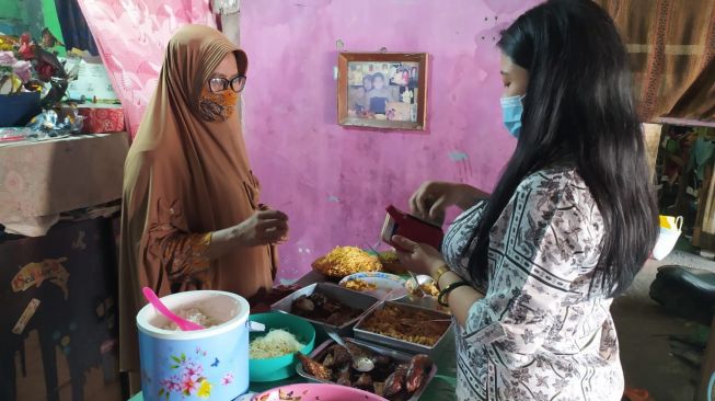 Viral! Warung Sederhana Harga Murah di Kota Semarang, Pembeli Bingung Untung Berapa