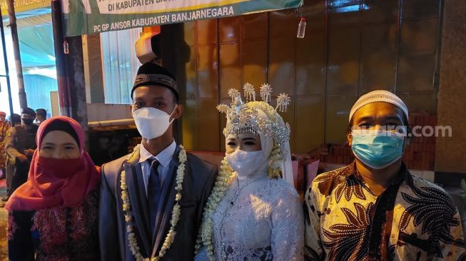 Kisah Bahagia Pasutri Banjarnegara Nikah Disaksikan Menteri Agama