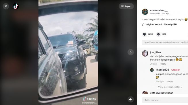 Viral Pick up Sayur Isi Pertamax, Mobil Mewah Malah Antre Premium (TikTok/Anakmalam__)