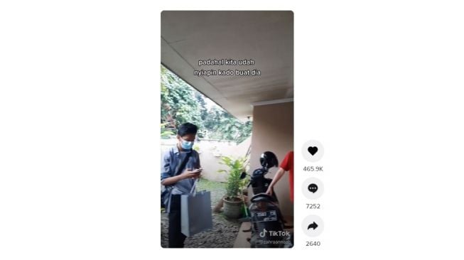 Mau beri kejutan ulang tahun tapi salah rumah. [TIkTok]