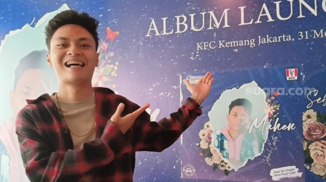 Pura-Pura Lupa Ditonton 96 Juta Kali, Mahen Rilis Album Sebuah Cerita