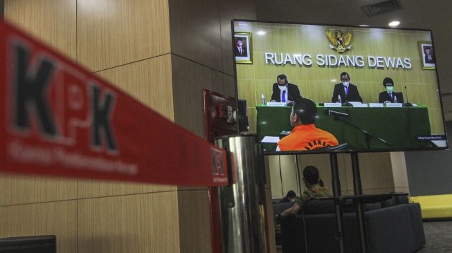 Suasana sidang putusan Majelis Etik Dewas KPK di Gedung Pusat Edukasi Antikorupsi KPK, Jakarta, Senin (31/5/2021). ANTARA FOTO/Asprilla Dwi Adha