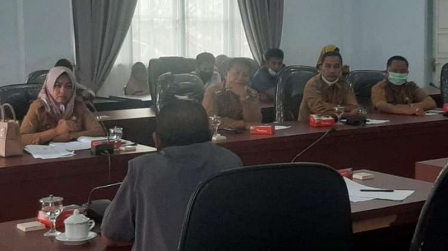 Kades Lobu Akui Kalau Sedang Diperiksa Kejaksaan Negeri Banggai