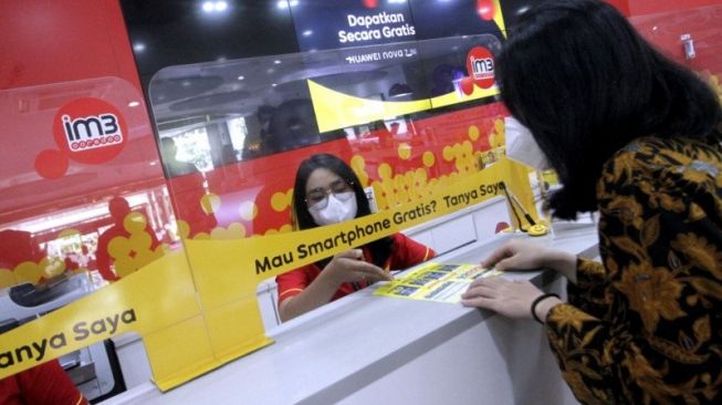 Cara Transfer Pulsa Indosat Melalui SMS dan Panggilan