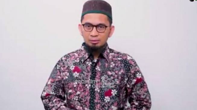 Terbongkar Keanehan Bukti Transfer Donasi Palestina Ustadz Adi Hidayat