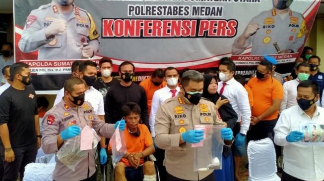 Begal Sadis Tusuk Korban di Lampu Merah Saat Ramai Warga Dibekuk Polisi