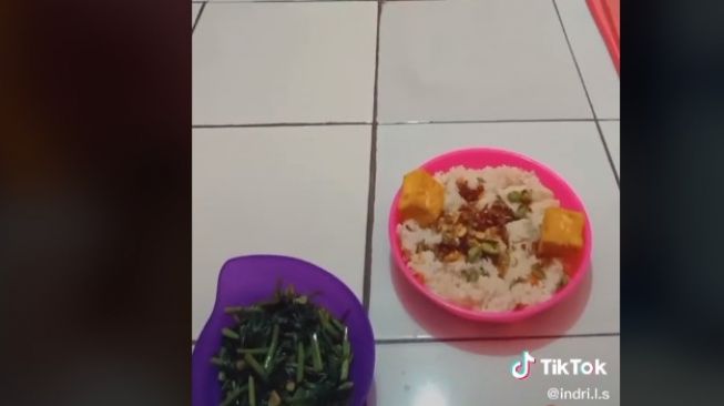 Suami Ngamuk Dimasakin Tumis Kangkung, Istri Hamil Tua Nangis Sesenggukan