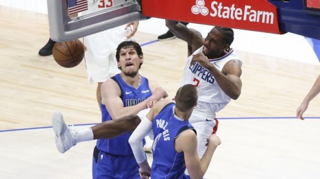 Kawhi Leonard Menggila, Clippers Paksa Mavericks Mainkan Gim Ketujuh