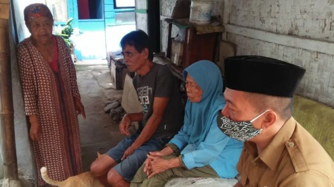 Curhat Lurah Pusing Hadapi Warga yang Tak Percaya Covid-19