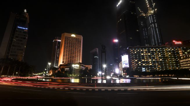 Peringati Hari Lingkungan Hidup Sedunia, Lampu Bundaran HI Dipadamkan