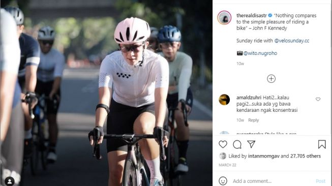 Artis hobi road bike [Instagram]