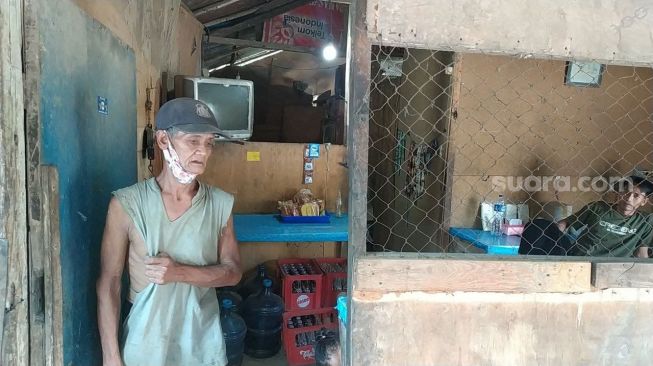 Kisah Warung Langganan Pemulung di Semarang, Bayarnya Pakai Sampah!