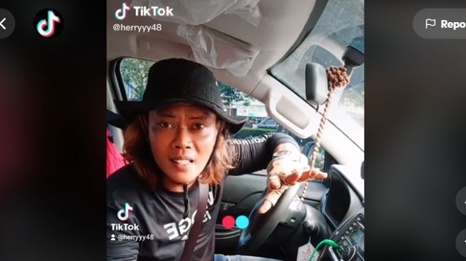 Herry Kembaran Sule [TikTok/herryyy48]