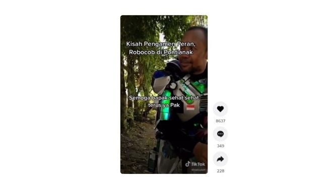 Pengamen Berkostum Robot. [TikTok] 