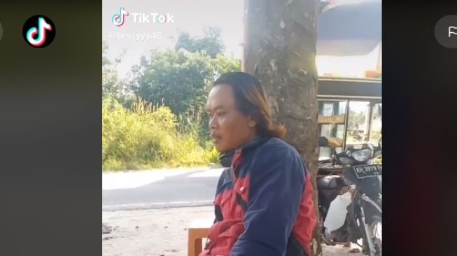 Herry Kembaran Sule [TikTok/herryyy48]