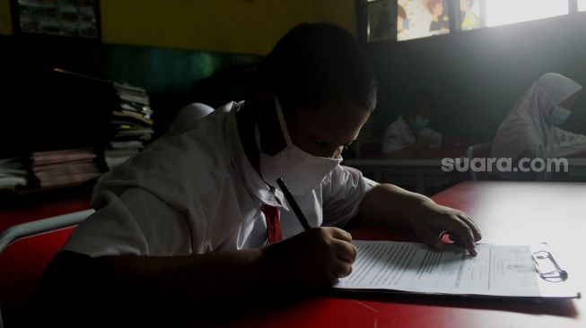 Evaluasi PTM Terbatas Tahap 1, Kemendikbudristek Akui Biayanya Mahal