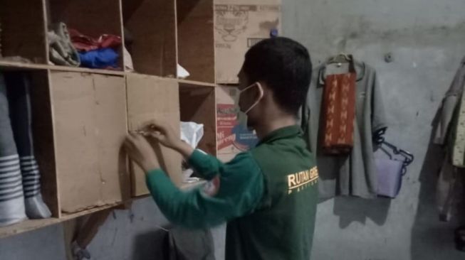 Penggeledehan Rutan Kelas II B Gresik, Penjaga Temukan Sembilan Handpone