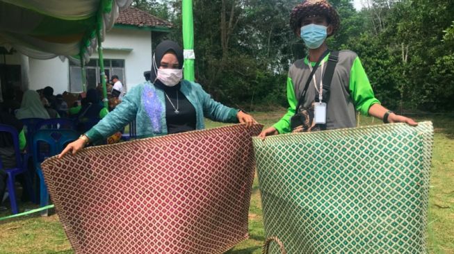 Purun Makin Bernilai, Sempat Dihargai Rp 5.000 Kini Hadir di Fashion Show