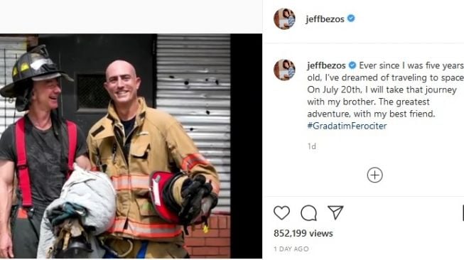 Jeff Bezos dan Mark Bezos [Instagram: jeffbezos].